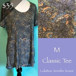 🎉🎉 NWT!! 🎉🎉 Classic T-shirt